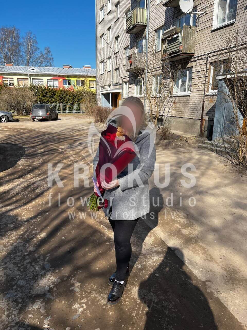 Ziedu piegāde Latvia Rīga (sarkanas rozes)