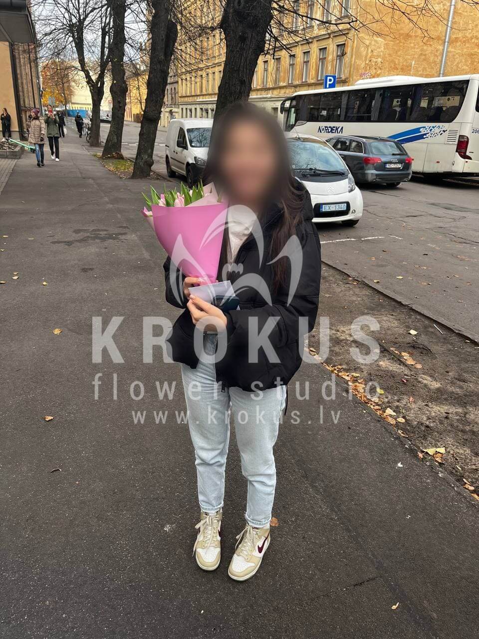 Доставка цветов в город Рига (тюльпаны)